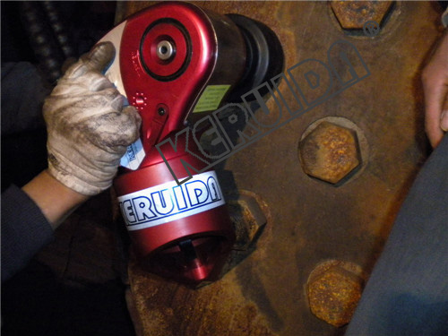 水泥礦山行業(yè)科瑞達(dá)液壓扳手應(yīng)用 水泥礦山行業(yè)科瑞達(dá)液壓扳手應(yīng)用